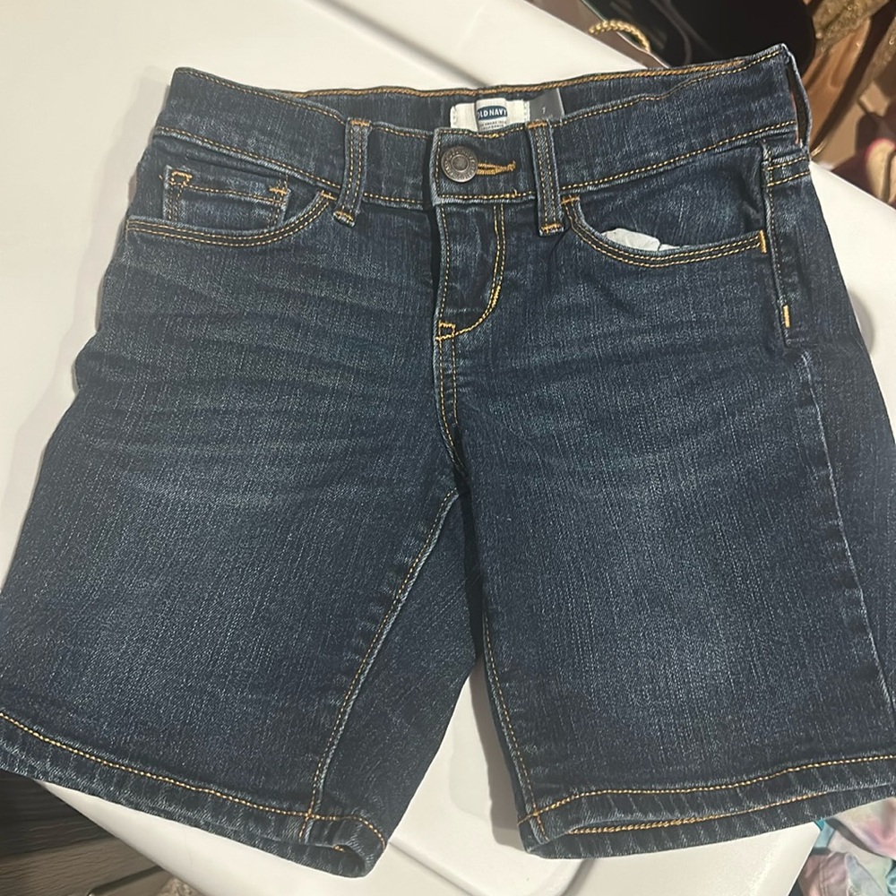 Old Navy Kids Jean shorts, size 7